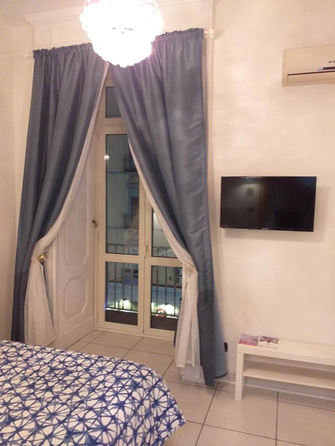 Bed and Breakfast Beb Pantarei à Naples Extérieur photo