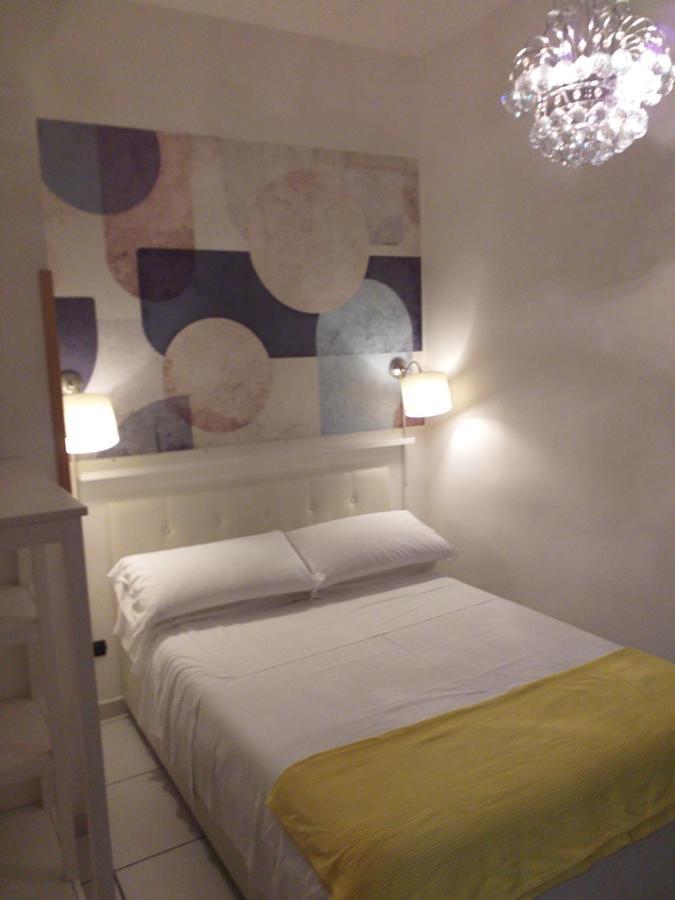 Bed and Breakfast Beb Pantarei à Naples Extérieur photo