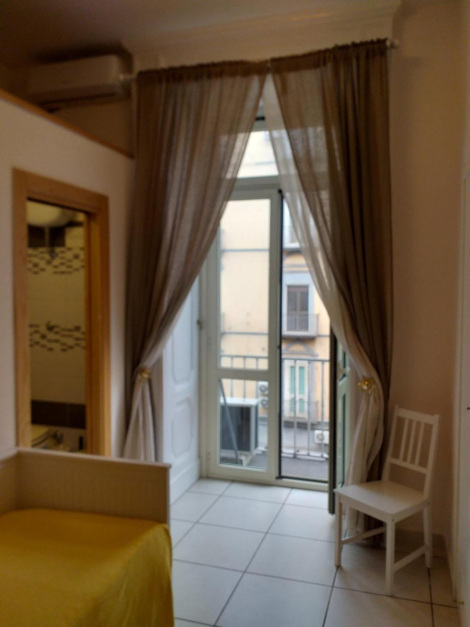 Bed and Breakfast Beb Pantarei à Naples Chambre photo